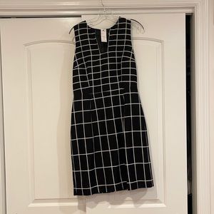 Abstract business dress by Heidi Weisel